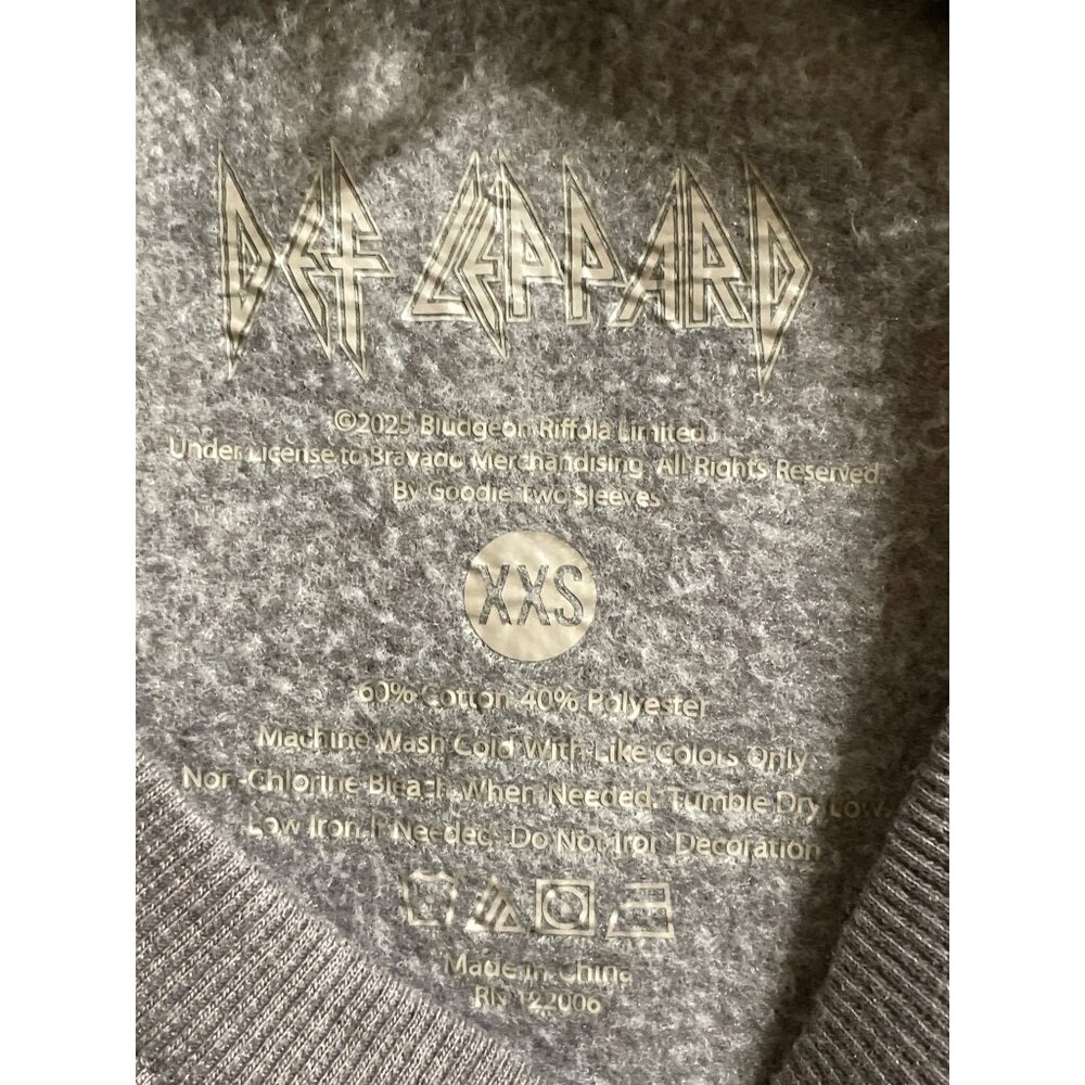 Def Leppard Gray Graphic Print Distressed Crewneck Sweatshirt Womens Size XXS - Picture 6 of 7